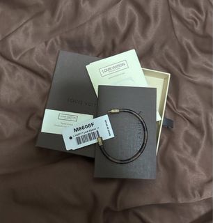 (Category: ) located in . Submitted by trendydotnet (Listing ID 1429052836, Image 1). Description: .