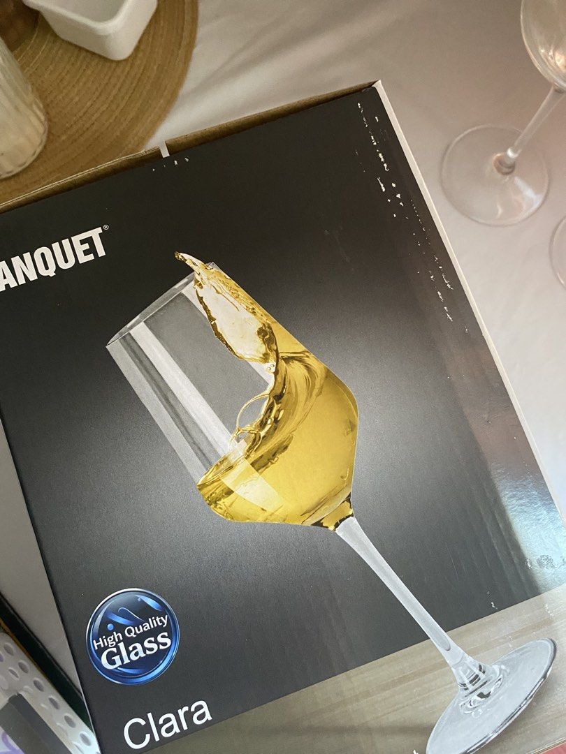 Banquet Clara Wine Glasses (Category: Wine Cellar & Storage) located in Mexico. Submitted by pandaserendipity99 (Listing ID 1429113800, Image 1). Description: High quality Banquet Wine Glasses set 4 pcs Rfs: bought the set and then my friend gifted me another Price is negotiable .