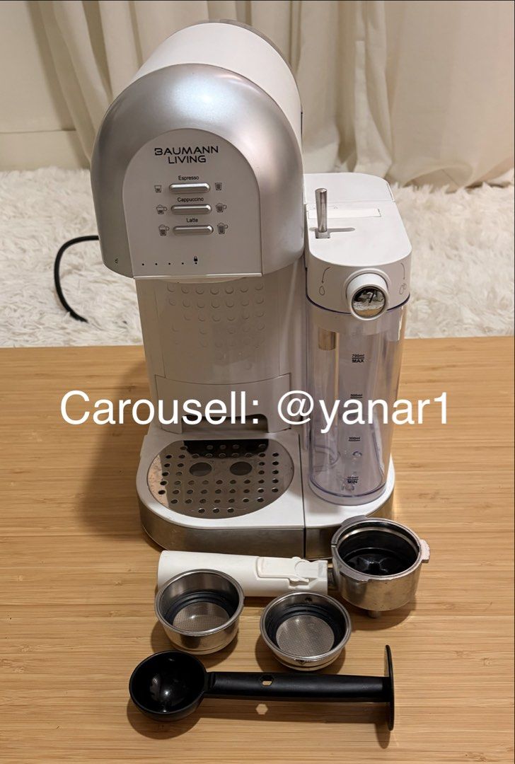 Baumann Coffee Maker (Category: Coffee Machines & Makers) located in Paranaque City. Submitted by yanar1 (Listing ID 1429078176, Image 1). Description: Baumann Living One-Touch Café Express Coffee Maker Selling at Php8,490 at Laz ada 💯 Features: - easy to use & clean - literally just one touch - makes espresso, latte, cappuccino, americano - milk foam dispenser can be detached & stored in fridge as milk container - foam level adjustable - 2 filt