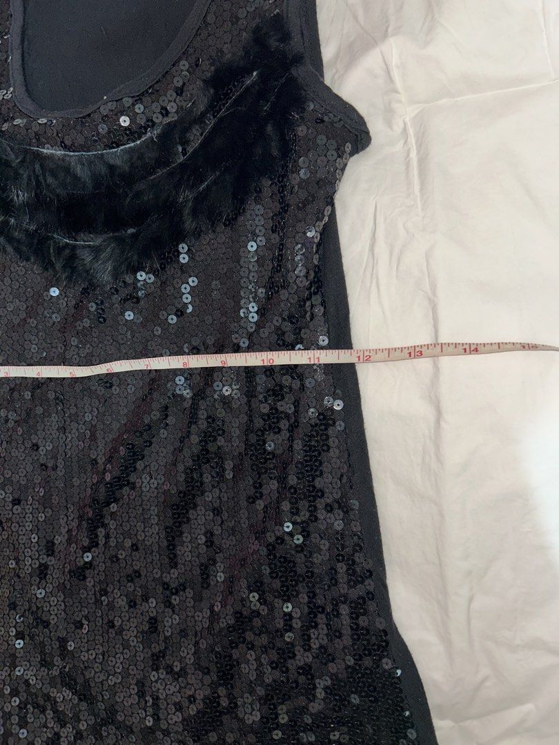 Black Sequin y2k 2000s mcbling fur Tank Top (Category: Sleeveless) located in Rizal. Submitted by vivistwin (Listing ID 1429133985, Image 3). Description: with flaws (2 holes at the back from cut tag).