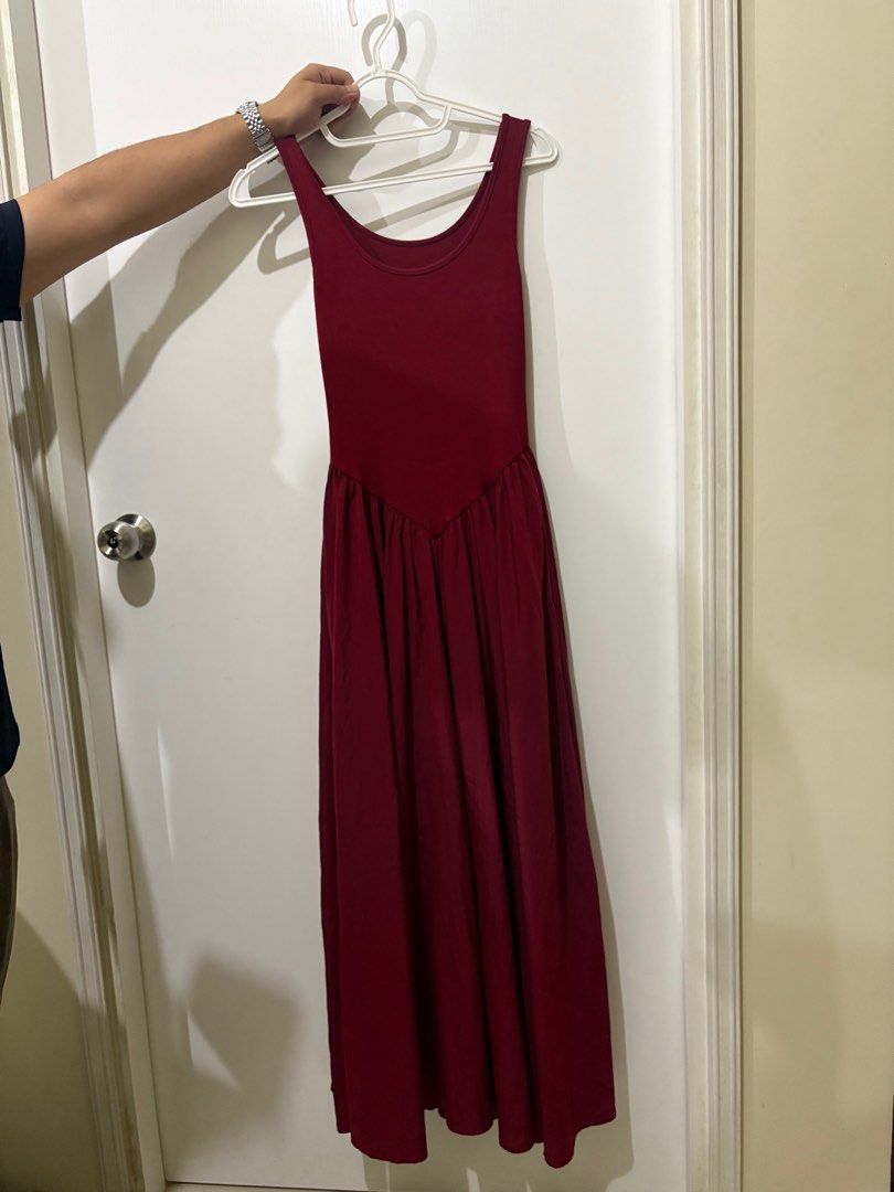 Brand New Red Maxi Dress (Category: Dresses) located in Taguig. Submitted by mandysellingph (Listing ID 1429115473, Image 2). Description: Bought in Thailand. Never worn, only stored. Really nice quality, but too small on me 😔.