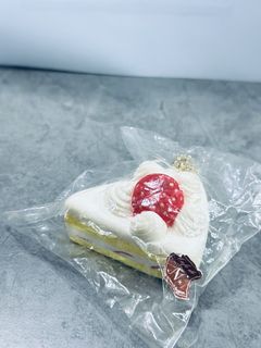（分類：）位於 。 由 ebichoo.8 提交（商品編號 1429089677，圖片 1）。簡介： 。