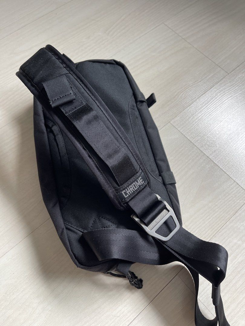 Chrome mini Kadet Sling Bag - Black, Men's Fashion, Bags, Sling Bags on ...