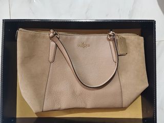 （分類：）位於 。 由 lingkit092006 提交（商品編號 1429016944，圖片 1）。簡介： 。