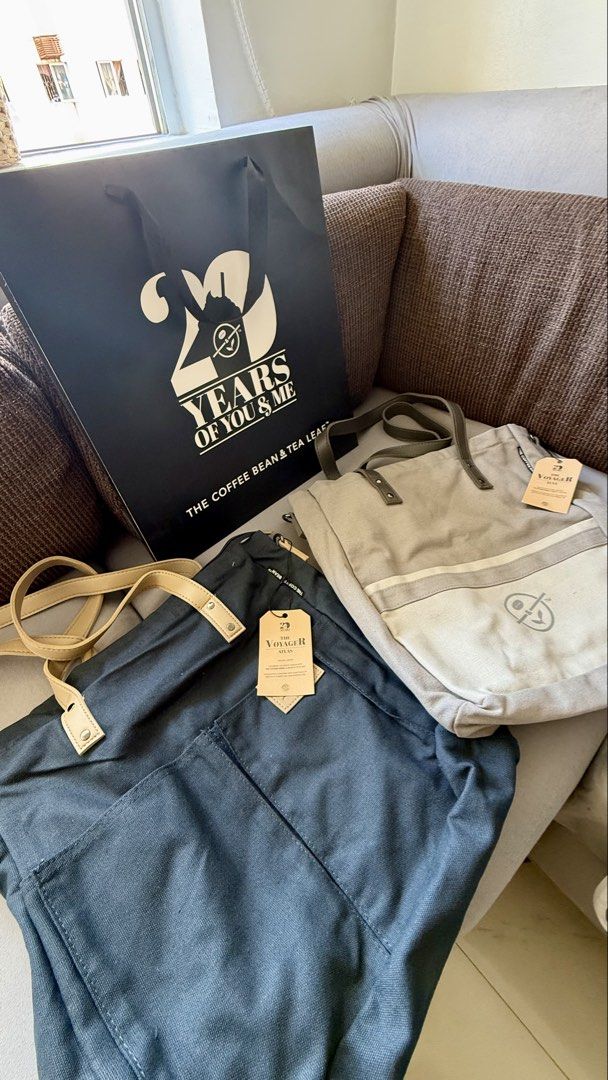 Coffee Bean Voyager Tote Bags (Category: Tote Bags) located in Valenzuela. Submitted by Bitbyjay (Listing ID 1429040906, Image 1). Description: For Sale CBTL Voyager Tote Bag 5 pieces only, stocks limited! Location: Valenzuela.