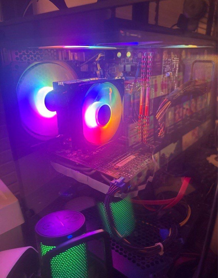 Gaming pc413245692938833920