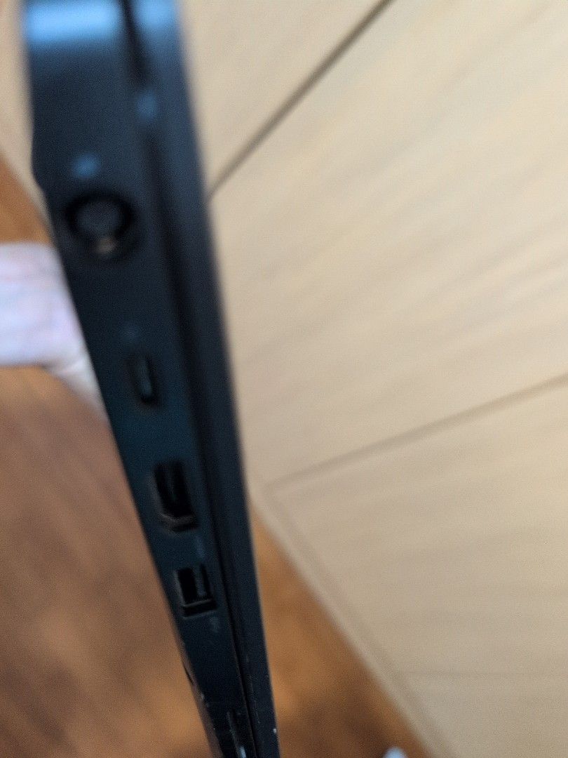 Dell Latitude 7390 - Intel Core i5 8th Gen412343210628229126