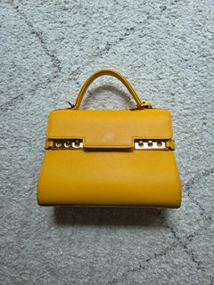 （分類：）位於 。 由 tchen223 提交（商品編號 1428995117，圖片 1）。簡介： 。