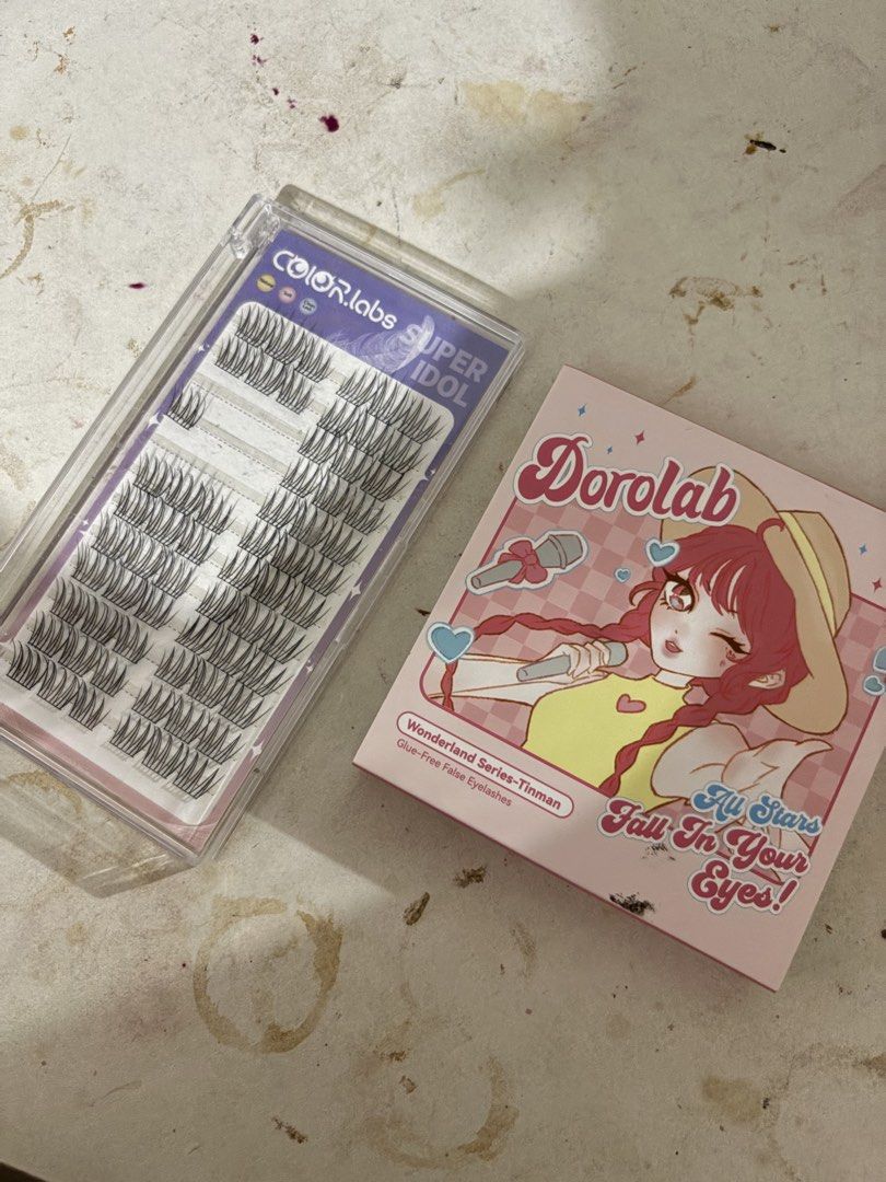 Dorolab & Colorlab Idol Lashes (Category: Makeup) located in Naga. Submitted by dbdbdbdbd (Listing ID 1429114987, Image 2). Description: Colorlabs - Kpop Idol Natural Dorolab - Tinman Get it for only 259 both na. RFS: Tried once lang, idol lashes type doesn’t suit my eyes huhu.