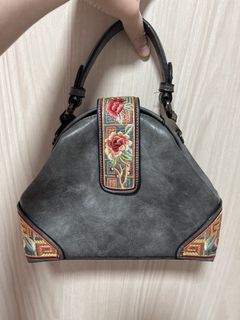 (Category: ) located in . Submitted by fchong (Listing ID 1429126161, Image 1). Description: .