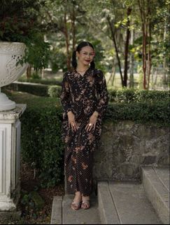 (Category: ) located in . Submitted by closet.atelier (Listing ID 1429061178, Image 1). Description: .