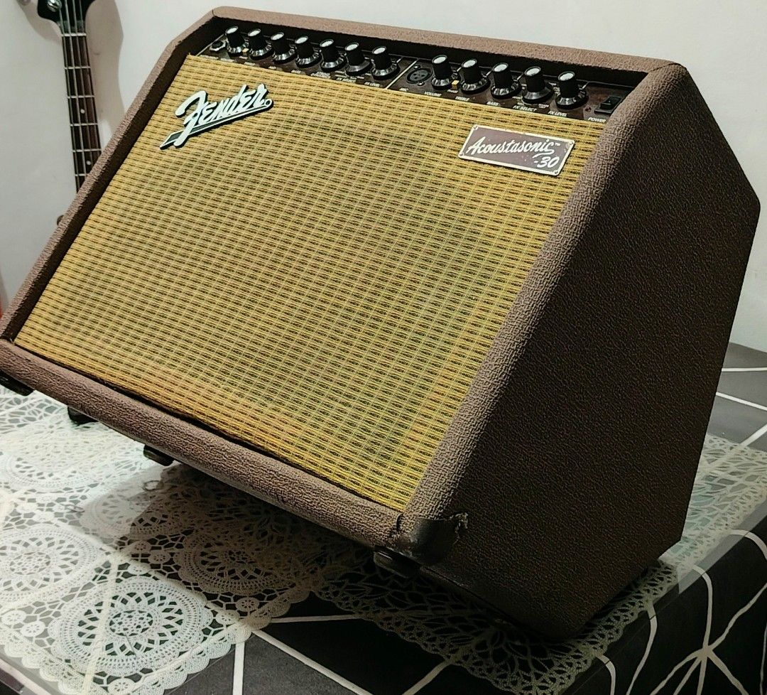 Fender Acoustasonic 30 Acoustic Guitar Amplifier (Category: Musical Instruments) located in Mandaluyong City. Submitted by jm0296 (Listing ID 1429163998, Image 2). Description: good working condition as is cosmetic 7/10.