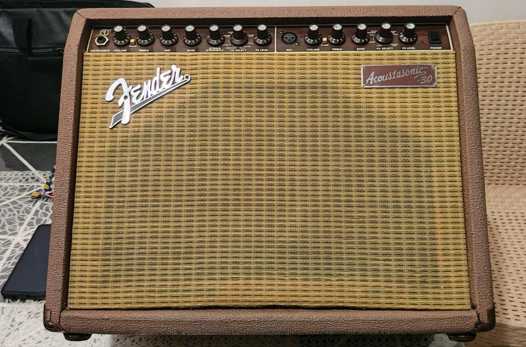 Fender Acoustasonic 30 Acoustic Guitar Amplifier (Category: Musical Instruments) located in Mandaluyong City. Submitted by jm0296 (Listing ID 1429163998, Image 1). Description: good working condition as is cosmetic 7/10.