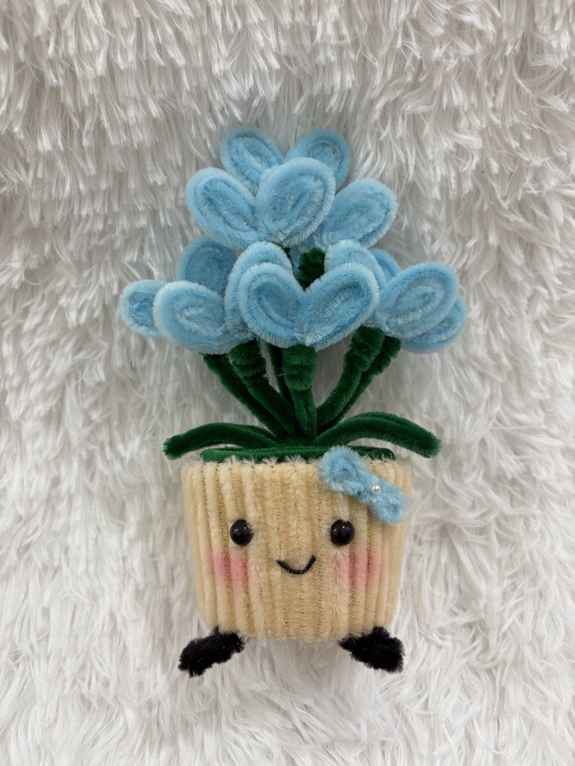 Flower Pot (free acetate box) (Category: Other Home Decor) located in Manila. Submitted by weya_ (Listing ID 1429136395, Image 3). Description: Pricelist: Flower w/ pearls - 170 Heart flower - 200.