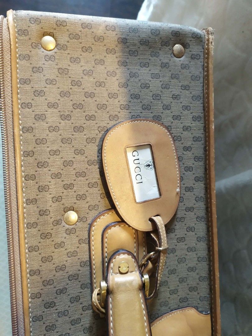 Original Gucci Suitcase with GG Pattern vintage (Category: Luxury Bags & Wallets) located in Makati City. Submitted by jacky222323 (Listing ID 1429036416, Image 2). Description: size Legth: 65 Width: 41 original gucci vintage luggage bought in japan with code .