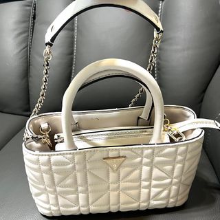 （分類：）位於 。 由 sellsellone 提交（商品編號 1429011903，圖片 1）。簡介： 。