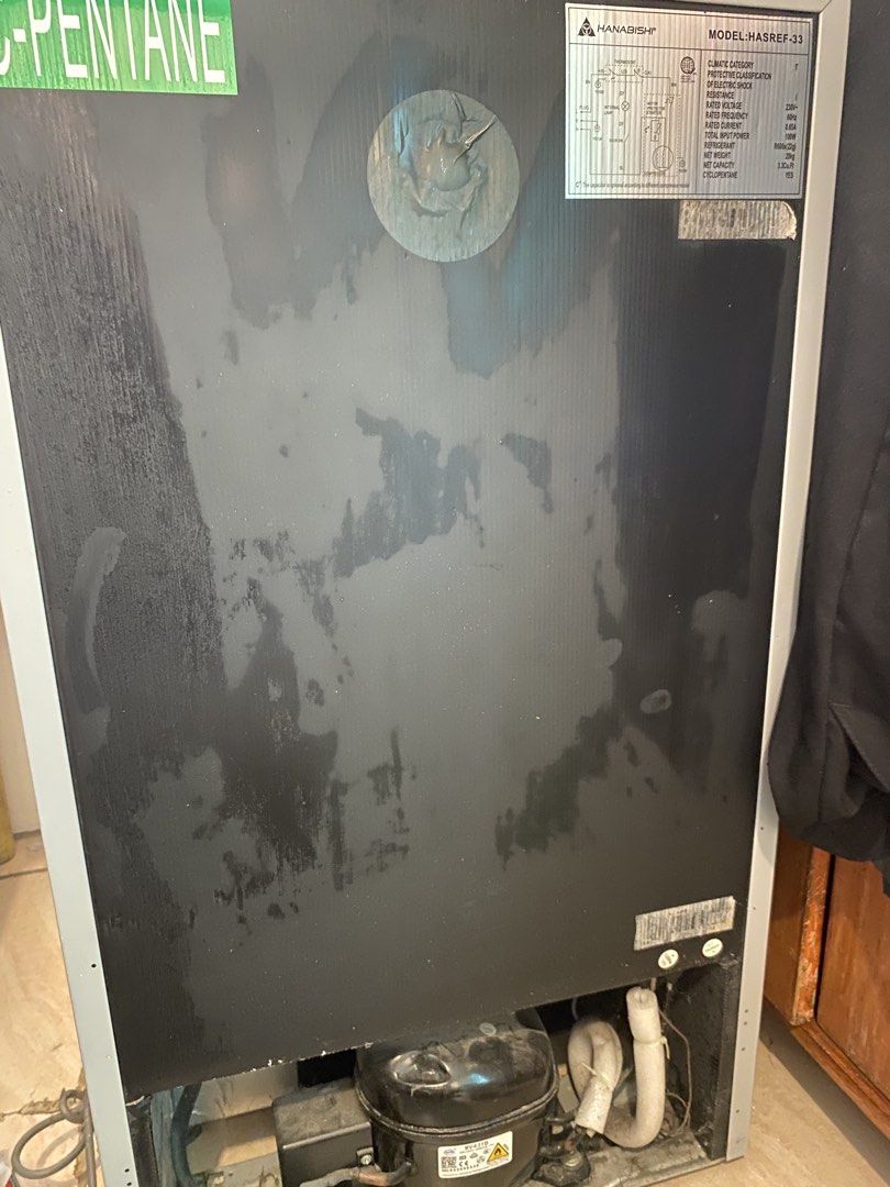 Hanabishi Refrigerator HASREF-33 (Category: Refrigerators and Freezers) located in Manila. Submitted by alexconcep86103 (Listing ID 1428999573, Image 1). Description: Hanabishi 33 refrigerator 3k 2 years used 7/10 condition PM ME.