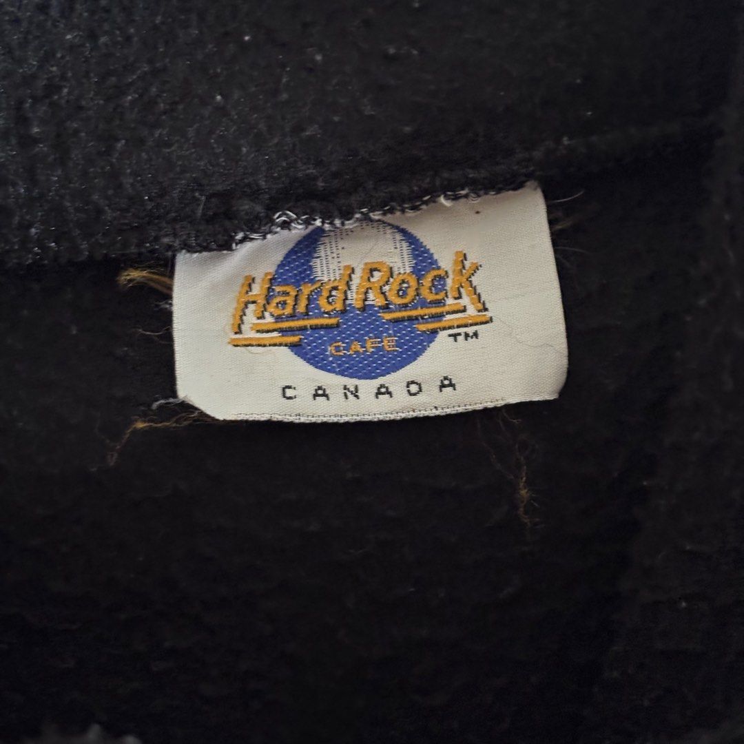 Hard Rock Cafe Banff Vest (Category: Vests) located in Makati City. Submitted by winvision (Listing ID 1429047911, Image 3). Description: Hard Rock Banff Canada Black Vest No issues.