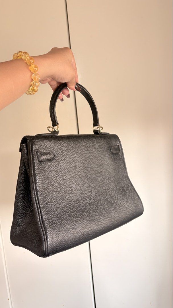 Hermes Kelly Handbag Black (Category: Luxury Bags & Wallets) located in Manila. Submitted by ms_ksy (Listing ID 1429041729, Image 2). Description: Japan Preloved Bag Lalamove ready Yes to videocall.