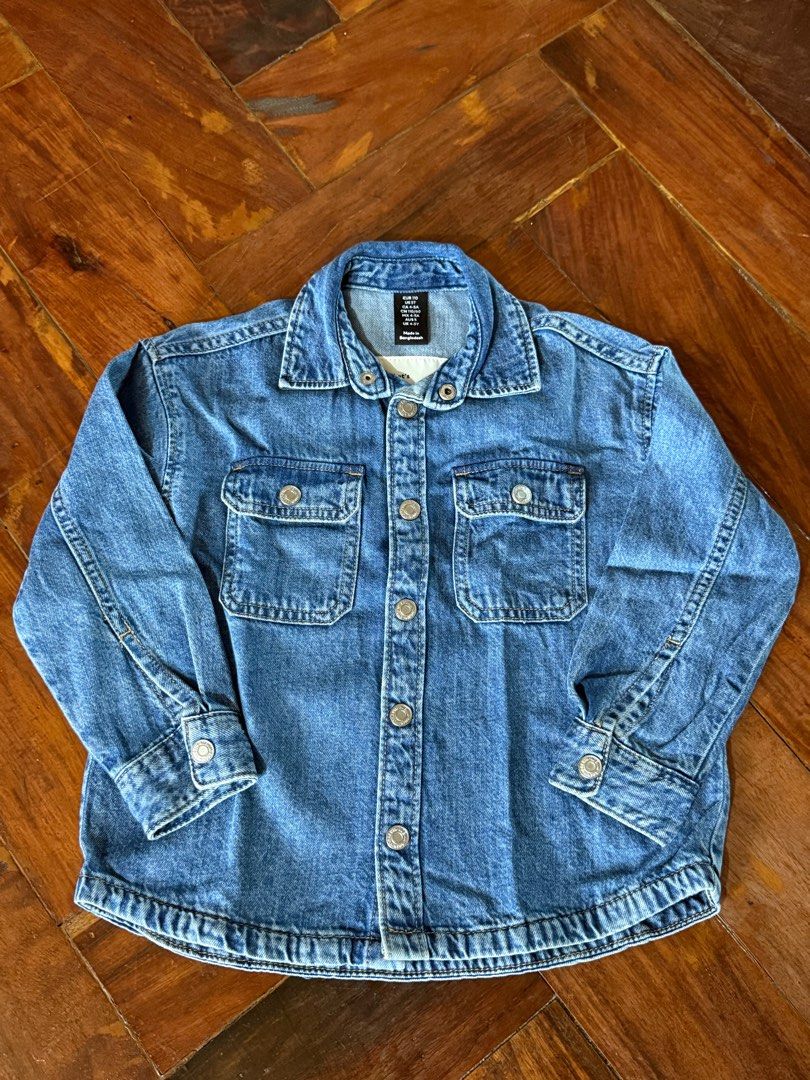 H&M DENIM CARDIGAN 4-5Y (Category: Babies & Kids Fashion) located in Taguig. Submitted by nicepreloveditems (Listing ID 1429020516, Image 1). Description: .