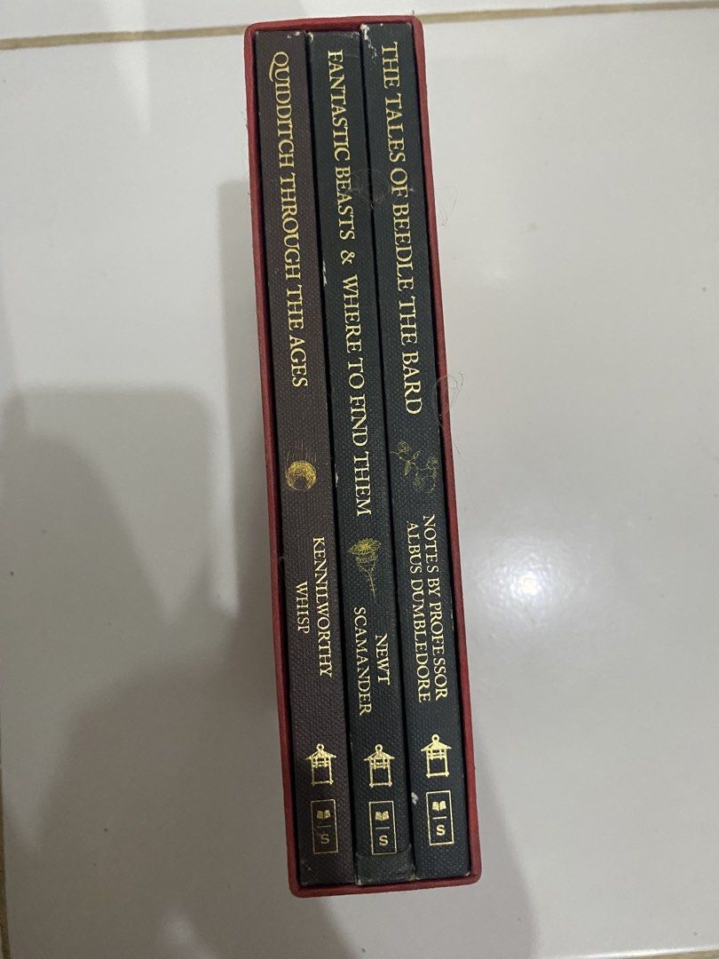 Hogwarts Library Book Set (Category: Storybooks) located in Manila. Submitted by missbelleinpink (Listing ID 1429129207, Image 2). Description: loc: sampaloc manila.