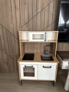 (Category: ) located in . Submitted by cheaptingggggs (Listing ID 1429092964, Image 1). Description: .