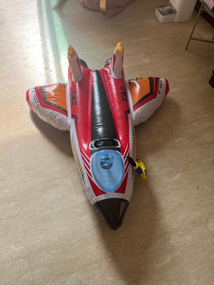 Inflatable Airplane Pool Float, Sports Equipment, Sports & Games, Water ...