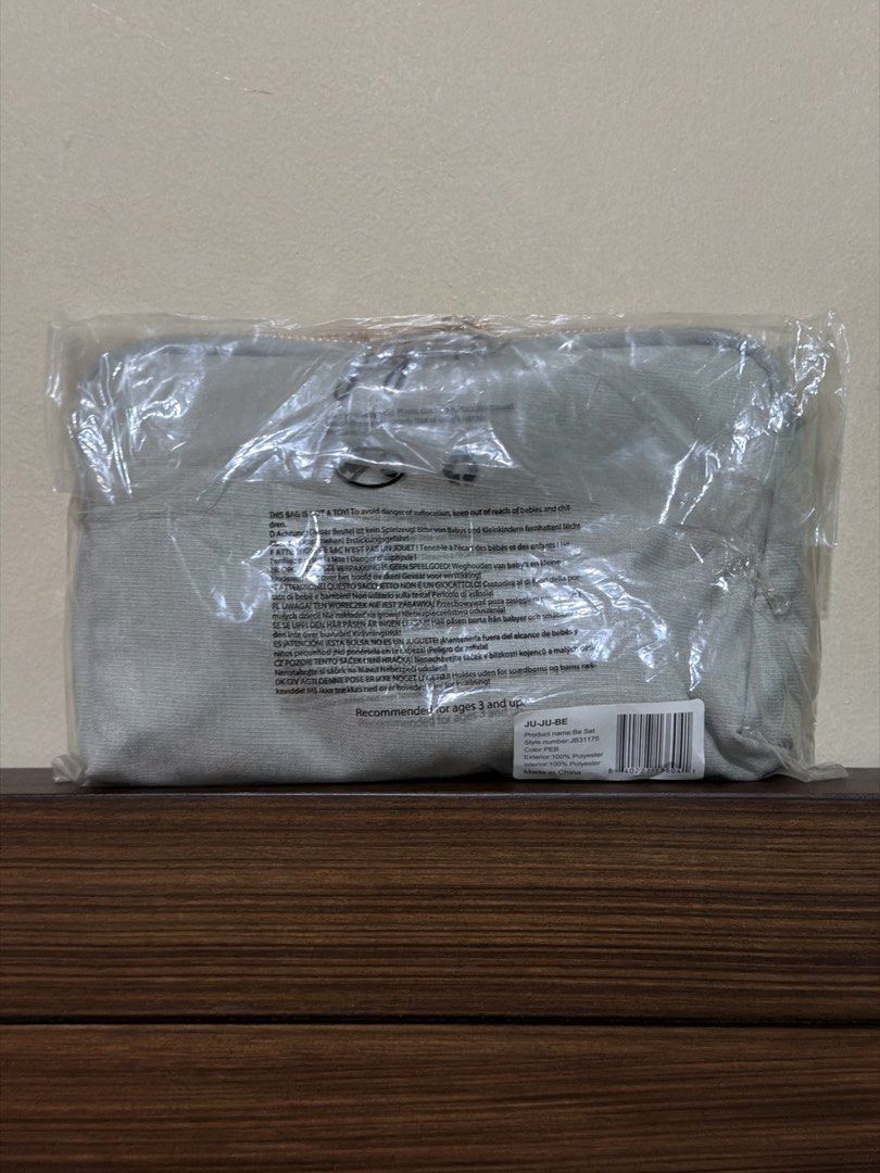 JuJuBe Be Set - Pebbles (Category: Diaper Bags & Wetbags) located in Manila. Submitted by mcyching (Listing ID 1429124237, Image 3). Description: Decluttering. .