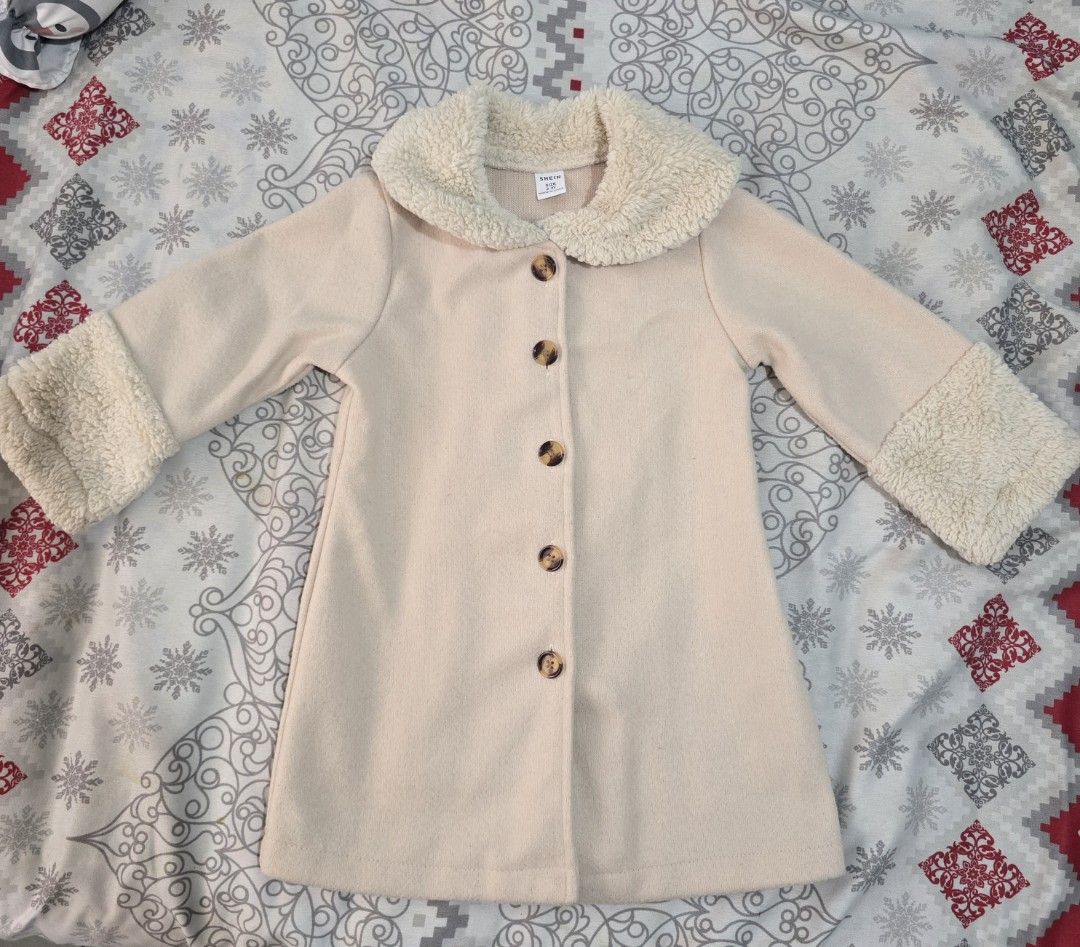 Kid's Beige Coat with Sherpa Collar (Category: Coats, Jackets and Outerwear) located in Navotas City. Submitted by declutteringwithkc (Listing ID 1429024722, Image 1). Description: Used once.