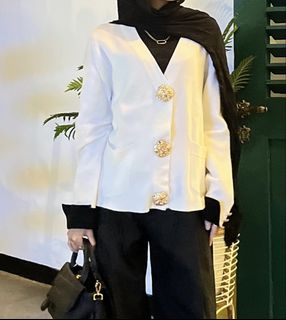 (Kategori: ) berada di . Dikirim oleh _sweetypie (ID iklan 1429130698, Gambar 1). Deskripsi: .