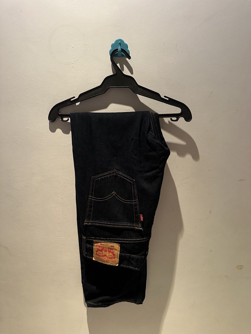 Levi's 505 Jeans W32 (Category: Jeans) located in Santa Rosa. Submitted by dfinds (Listing ID 1429136354, Image 2). Description: .