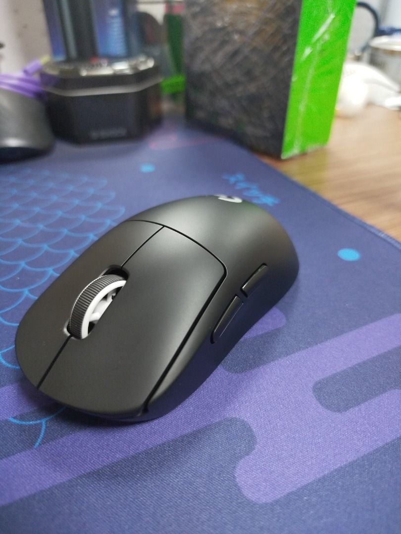 Logitech PRO X SUPERLIGHT v2 SE /60g/44k DPI /Lightforce (Category: Mouse & Mousepads) located in Quezon City. Submitted by calibre027 (Listing ID 1429116760, Image 3). Description: Logitech PRO X SUPERLIGHT v2 SE /60g/44k DPI /Lightforce ✔ good as brand new, got it as warranty replacement - opened only for testing ✔ all working, no issue - you can test upon pickup ✔ lightforce hybrid optical switches ✔ SRP is around 6500 pesos 👉 Package: comple
