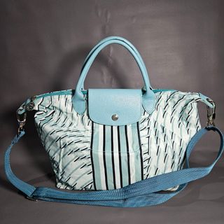 (Kategori: ) berada di . Dikirim oleh gelislikes (ID iklan 1429039407, Gambar 1). Deskripsi: .