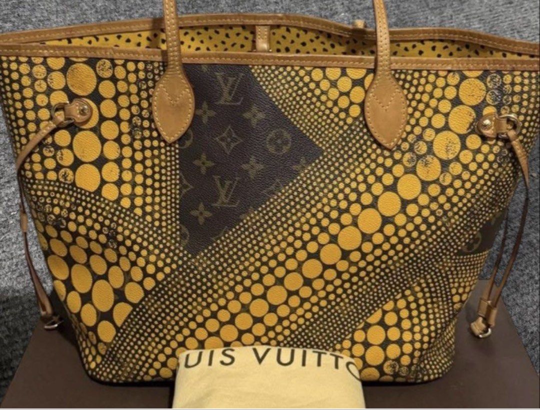 Louis Vuitton Yayoi Kusama Neverfull MM (Category: Luxury Bags & Wallets) located in Ozamiz City. Submitted by kidzshop (Listing ID 1429163262, Image 1). Description: ⚠️ WARNING / AWARENESS POST ⚠️ (This is NOT an item for sale) Too good to be true? It probably is. I am posting this to raise awareness after a very disappointing experience on Carousell. Many of us are victimized by this seller as she has 3 reviews that she is legit. I purchased a 