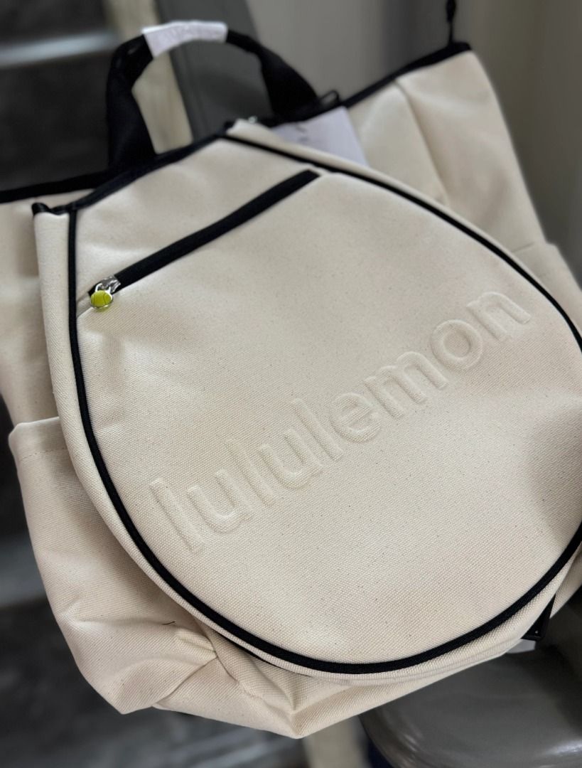 lulu lemon tennis bag backpack (Category: Backpacks) located in Angeles City. Submitted by dear_noona (Listing ID 1429050748, Image 1). Description: .
