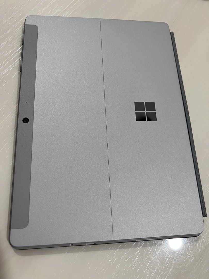 Microsoft Surface Go 2 Tablet with Keyboard and Case412334592780544002
