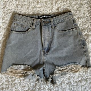 (Category: ) located in . Submitted by cuteclothes444u (Listing ID 1429085987, Image 1). Description: .