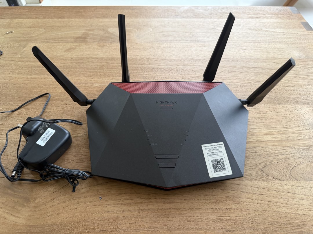 Netgear Nighthawk Pro Gaming Router XR1000, Computers & Tech, Parts ...