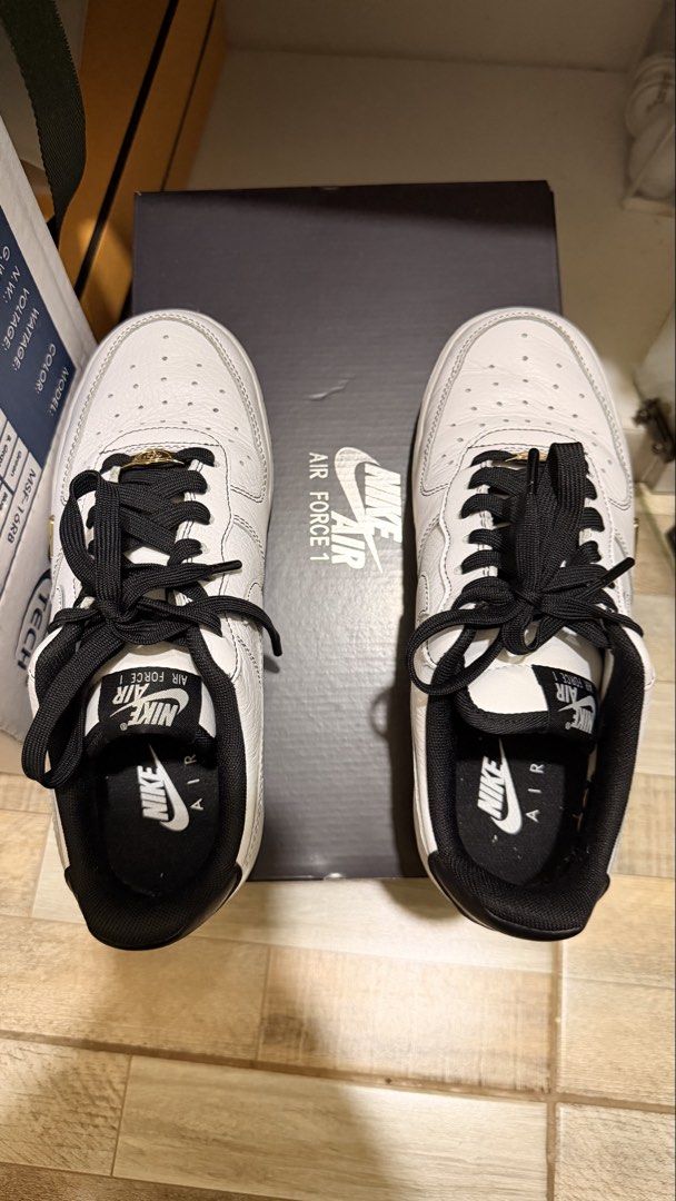 Nike Air Force 1 Low (Category: Sneakers) located in Manila. Submitted by authenticprelovedmnls (Listing ID 1429104061, Image 1). Description: Size 7 po .