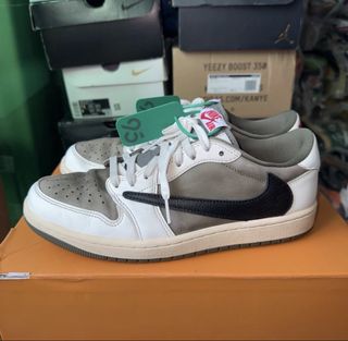 (Category: ) located in . Submitted by 74solestreet (Listing ID 1429037963, Image 1). Description: .