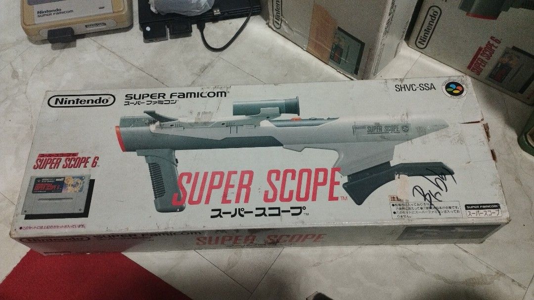 Super Scope with MODDED Battery (Category: Action & Battle Toys) located in Manila. Submitted by pogi21dragon (Listing ID 1429145901, Image 1). Description: 🔥 Super Scope 6 (Upgraded – Long Battery Life!) 🔥 Play longer! Can last 4 - 5+ hours on full charge. 🔵 Blue light = fully charged Built-in module (inside the light gun) 📺 Works on CRT TV only (not for modern LED/Smart TV) ₱3,500 ✔ Light gun ✔ Cartridge ✔ Receiver ✔ Module + 1 battery ✔ US