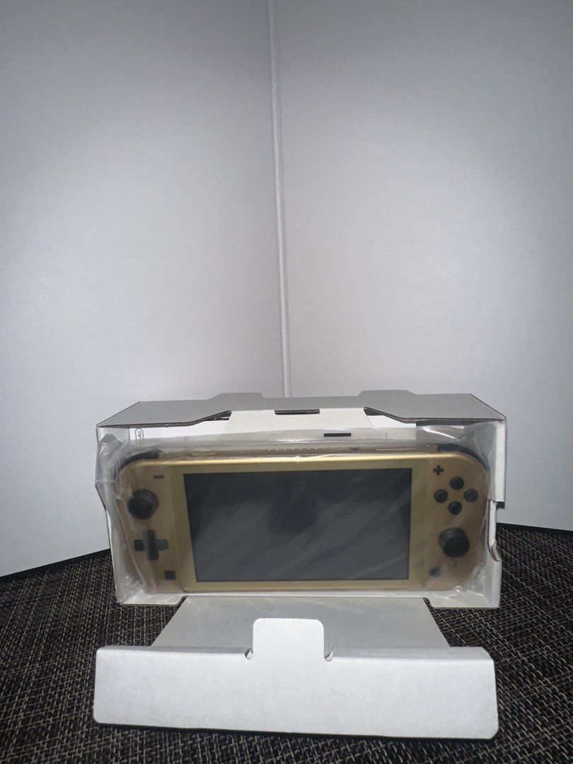 Nintendo Switch Lite - Hyrule Edition (Category: Nintendo) located in Mandaluyong City. Submitted by alluveon (Listing ID 1429097081, Image 3). Description: Nintendo Switch Lite - Hyrule Edition Brand New Never been used because it was meant to be a collectible .