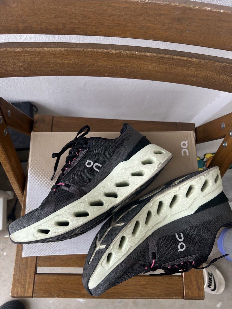 On Cloud Eclipse Running Shoes (Category: Sneakers) located in Bayan Lepas. Submitted by theheist.store (Listing ID 1429021413, Image 3). Description: Used Few Times 100% authentic Comfortable Running Shoes Uk9.5 Rm400 free shipping Retail : Rm900 .