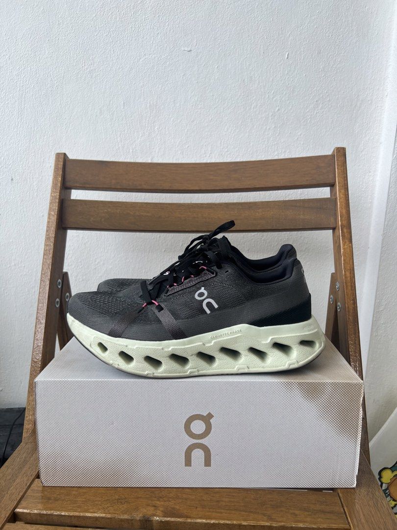 On Cloud Eclipse Running Shoes (Category: Sneakers) located in Bayan Lepas. Submitted by theheist.store (Listing ID 1429021413, Image 1). Description: Used Few Times 100% authentic Comfortable Running Shoes Uk9.5 Rm400 free shipping Retail : Rm900 .
