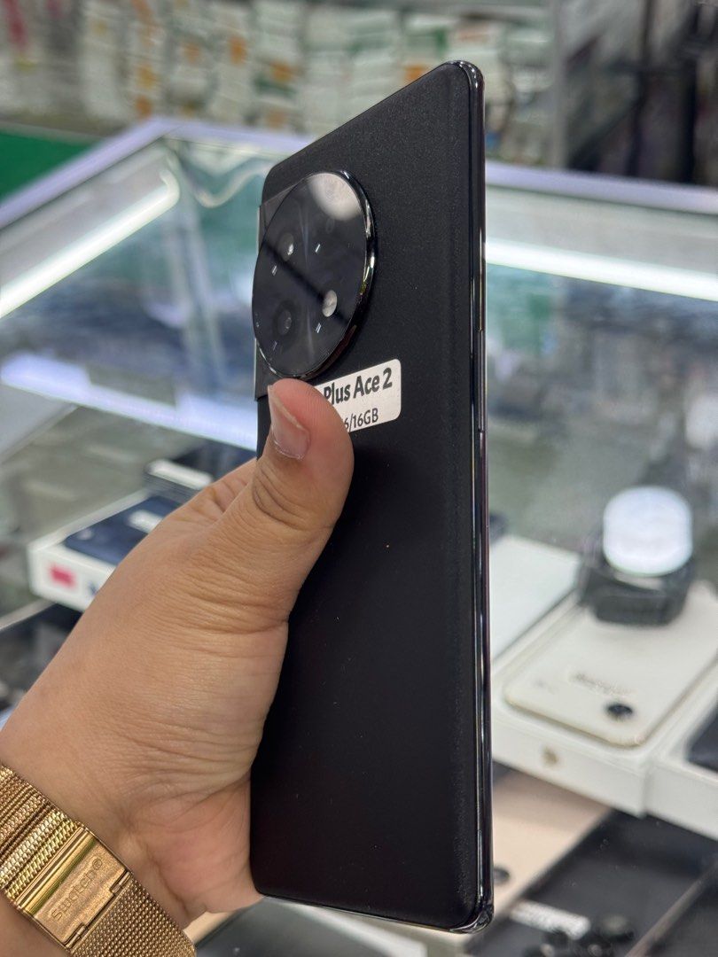 OnePlus Ace 2 256/16gb FU CN Variant No issue (Category: OnePlus) located in San Juan City. Submitted by javedsgadgetshop (Listing ID 1429032656, Image 3). Description: INSTALLMENT OPTIONS : SPAY LATER / GGIVES / CREDIT CARD! WE BUY AND SELL SO PWEDE MAGBINTA OR SWAP ! Quick Specs : 💵 OnePlus Ace 2 •256gb •CN Variant •Good batt health •Factory Unlock •98% Smoothness •No hidden issue | No Repaired •100% Authentic | Not Refurbished •w/ OEM Charger