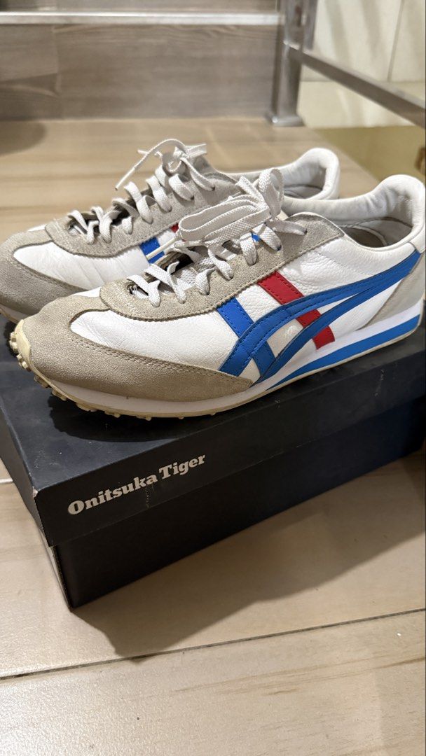 Onitsuka Tiger EDR 78 White/Directoire Blue (Category: Sneakers) located in Navotas City. Submitted by simplifylife01 (Listing ID 1428992364, Image 1). Description: Bought in onitsuka store With box I can video if you want Super comfy .