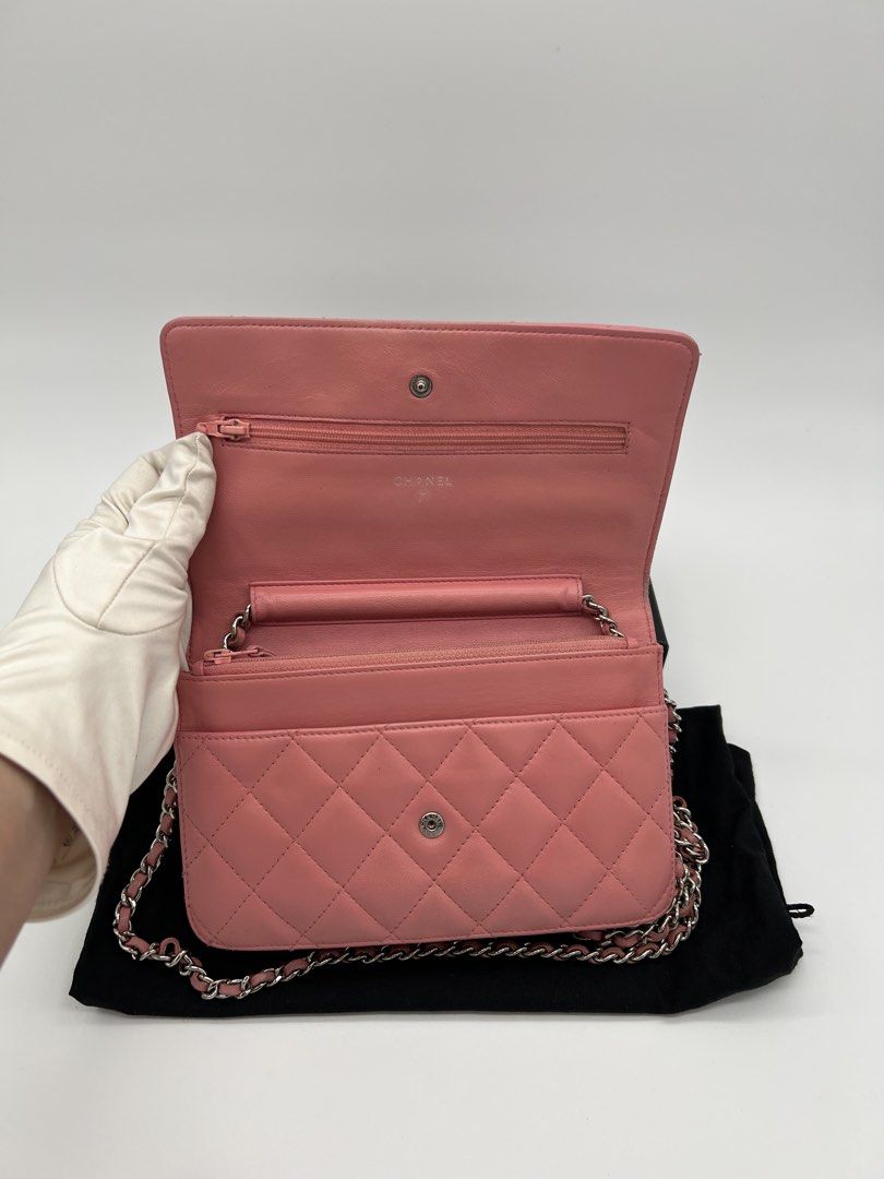 Original Chanel Woc Salmon Sling Bag (Category: Luxury Bags & Wallets) located in Cavite. Submitted by authenticbagshavenbyvalg (Listing ID 1408946963, Image 3). Description: 💯Guaranteed Original In good condition no major issue with normal signs of use only with dustbag and box hologram intact Authentic Bags Haven No return No Exchange Money back guarantee unless proven fake No low ballers No Swap No Joy Reservers PLEASE MANAGE YOUR EXPECTATION