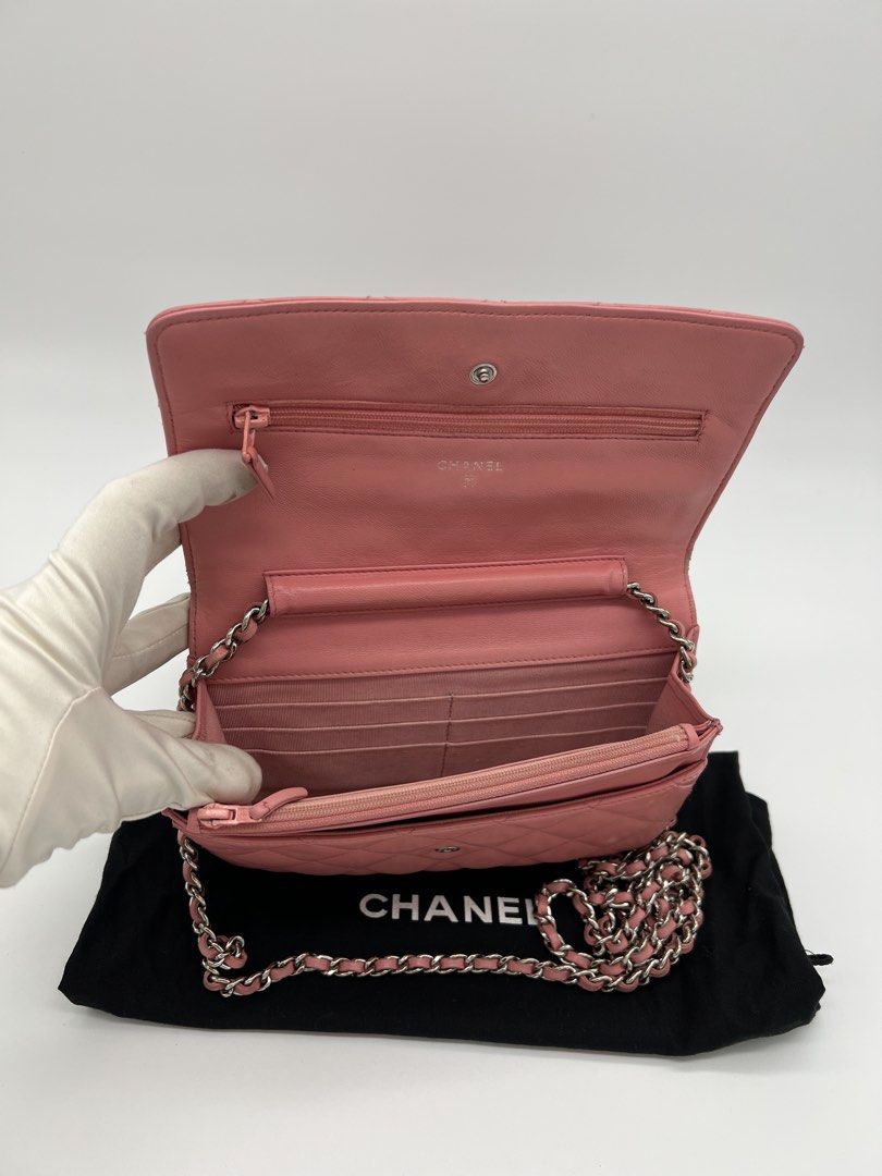 Original Chanel Woc Salmon Sling Bag (Category: Luxury Bags & Wallets) located in Cavite. Submitted by authenticbagshavenbyvalg (Listing ID 1408946963, Image 2). Description: 💯Guaranteed Original In good condition no major issue with normal signs of use only with dustbag and box hologram intact Authentic Bags Haven No return No Exchange Money back guarantee unless proven fake No low ballers No Swap No Joy Reservers PLEASE MANAGE YOUR EXPECTATION