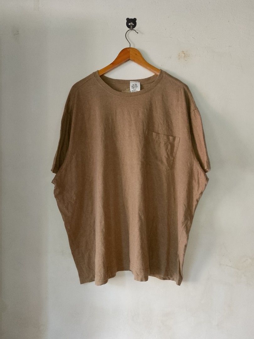 Outdoor Life River Washed Tee XXL (Category: Tshirts & Polo Shirts ) located in Santa Cruz. Submitted by extrainchukay (Listing ID 1429110396, Image 1). Description: Brown Outdoor Life River Washed Tee. Features a pocket on the chest. The shirt is a size XXL. Made in India. The shirt has a relaxed fit..