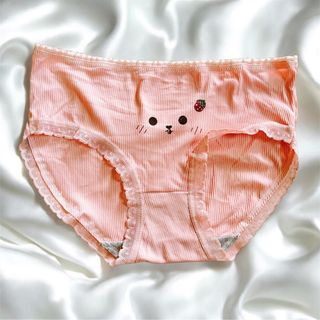 (Category: ) located in . Submitted by babeecloset_ (Listing ID 1429067763, Image 1). Description: .